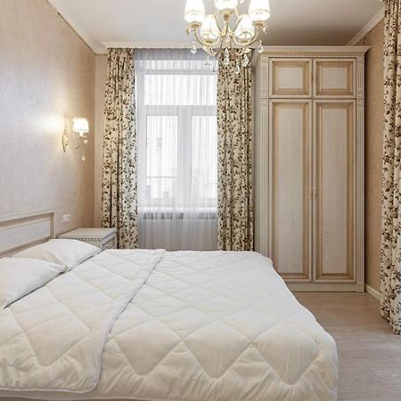 Апартаменти З Балконом І Парковкою Lviv Ngoại thất bức ảnh